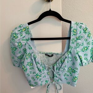 Zara Green and White Puff Sleeve Crop Blouse